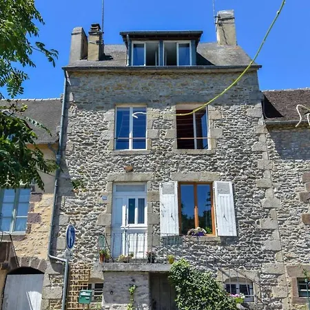 Апартаменты D'une Avec Terrasse Et Wifi A Sur Sarthe *