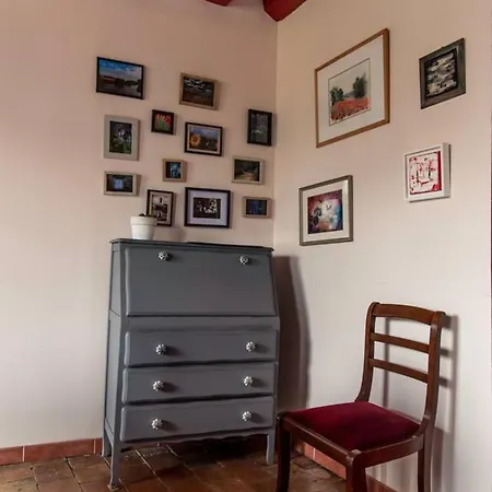D'une Avec Terrasse Et Wifi A Sur Sarthe Апартаменты *