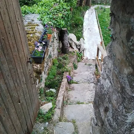 D'une Avec Terrasse Et Wifi A Sur Sarthe Апартаменты *